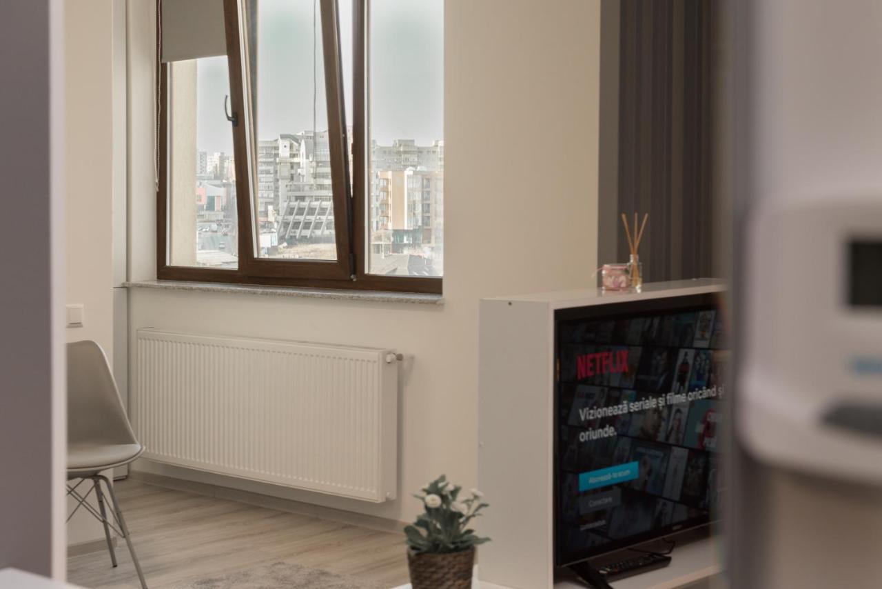 The Chic Minimalist - Apartment Ιάσιο Εξωτερικό φωτογραφία